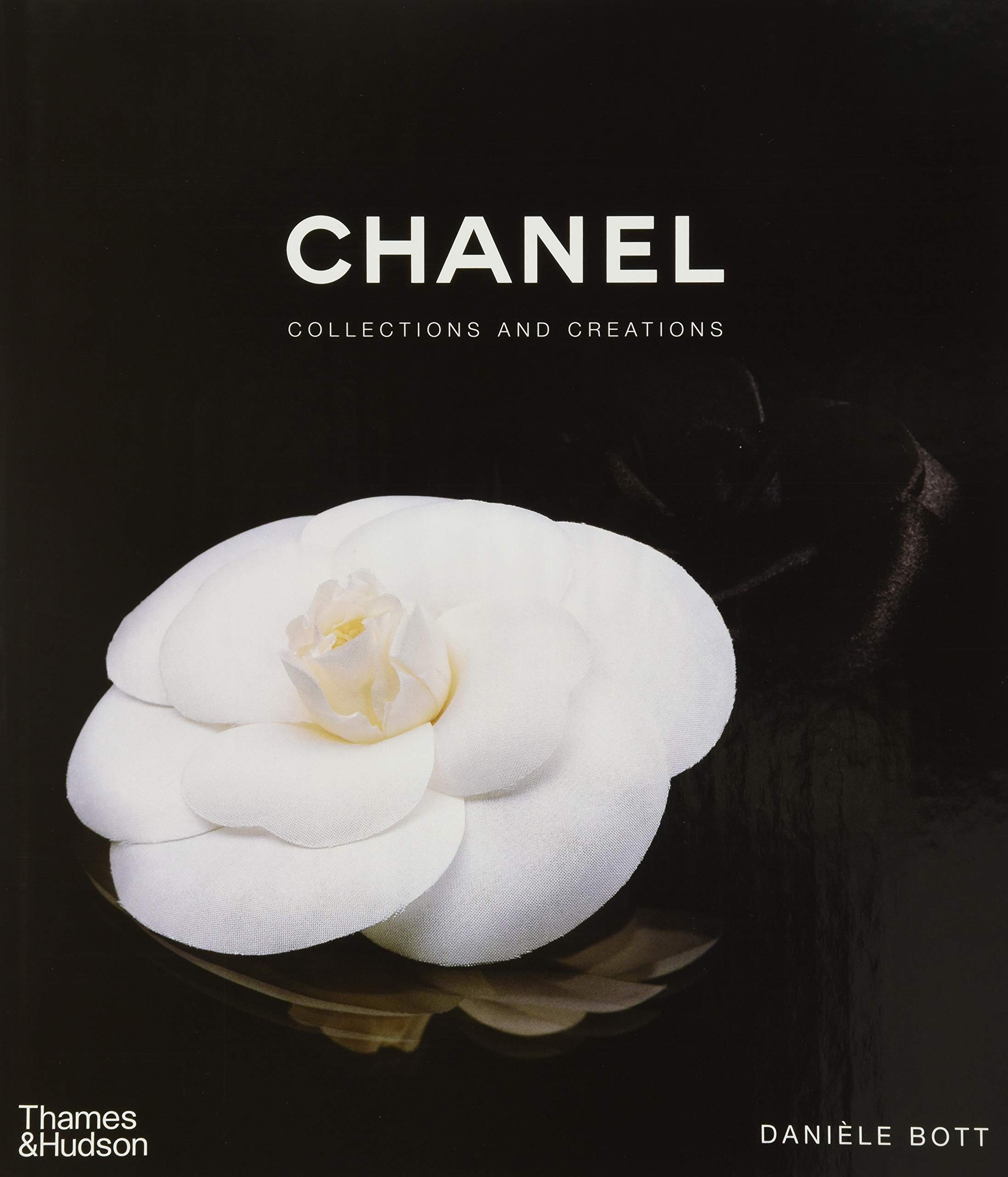 Chanel: Collections and creations - Click to enlarge picture.