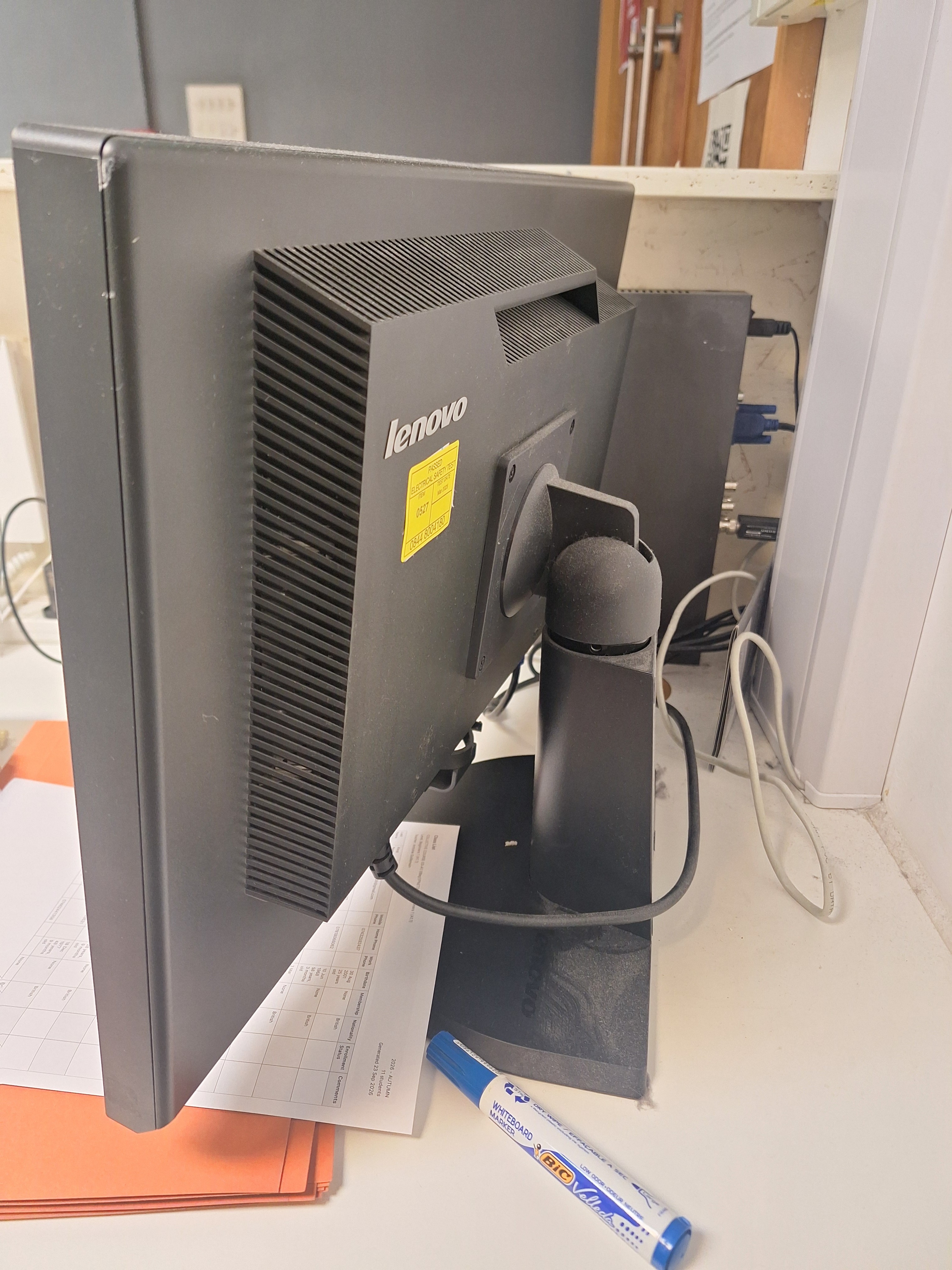 Lenovo Monitor